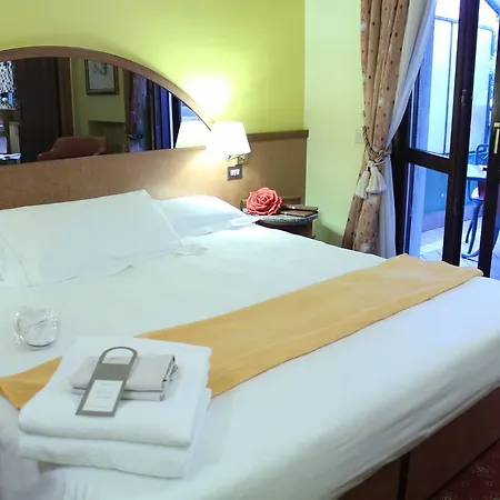 Hotel Carrobbio