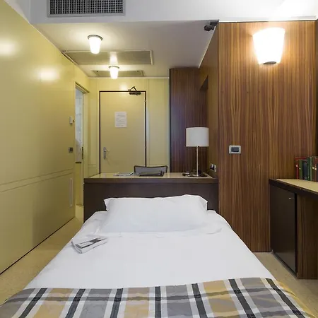 Hotel Carrobbio Milán