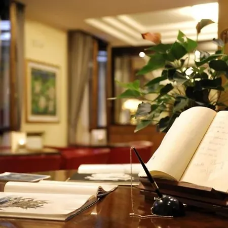 Hotel Carrobbio