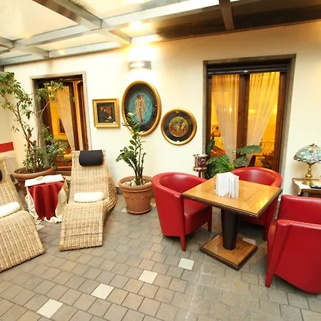 Hotel Carrobbio 4*
