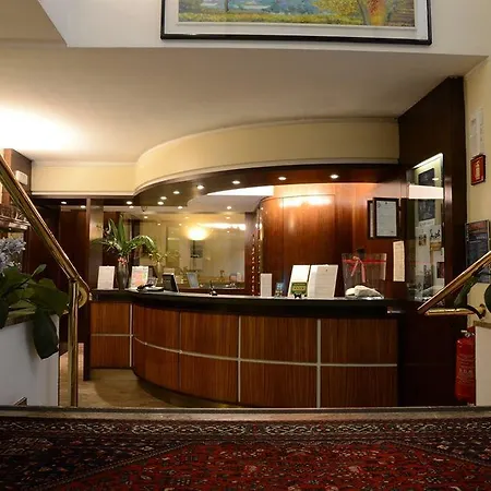 Hotel Carrobbio