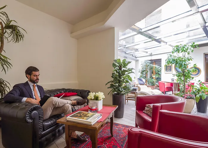 Carrobbio فندق 4*