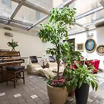Hotel Carrobbio 4*