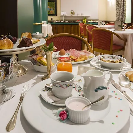 Hotel Carrobbio 4*