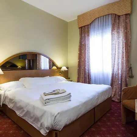 Carrobbio Otel 4*