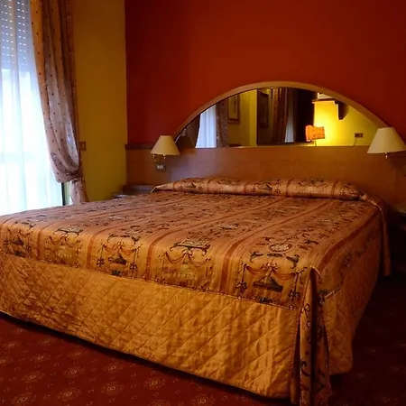 Carrobbio 4* Milano