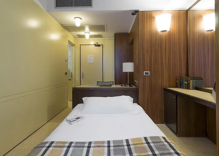 Hotel Carrobbio Milán